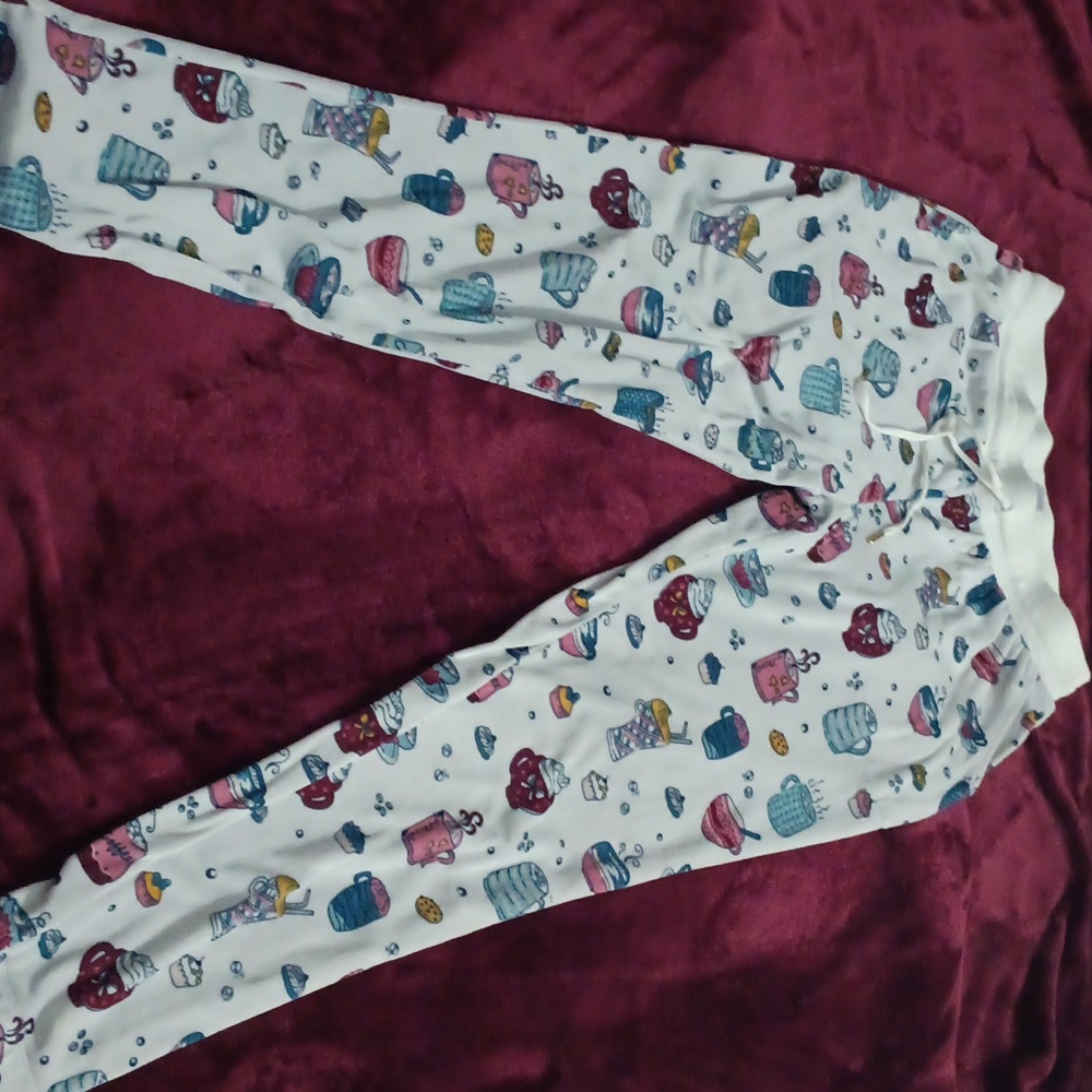 Secret treasures pajama pants coffee mug pajama pants size small 4 to 6